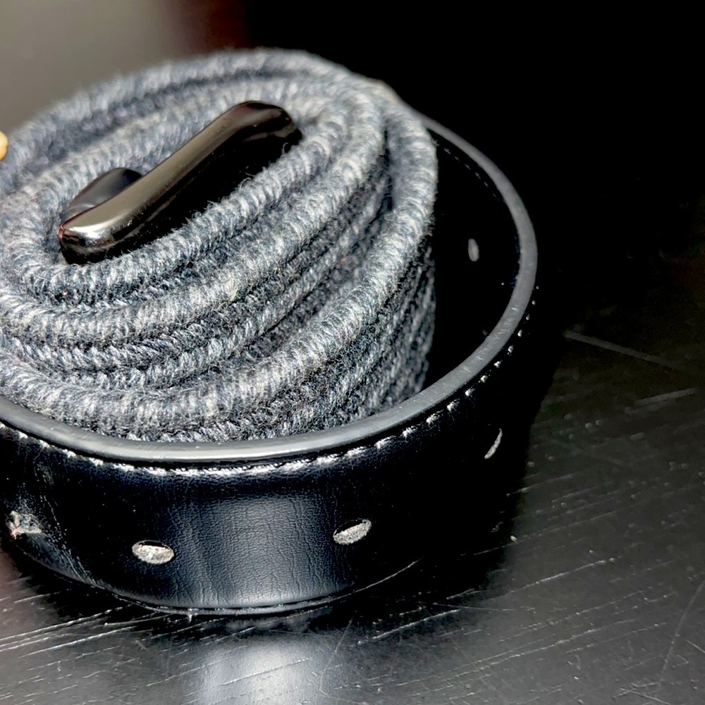 Charcoal Colombia Flex Belt